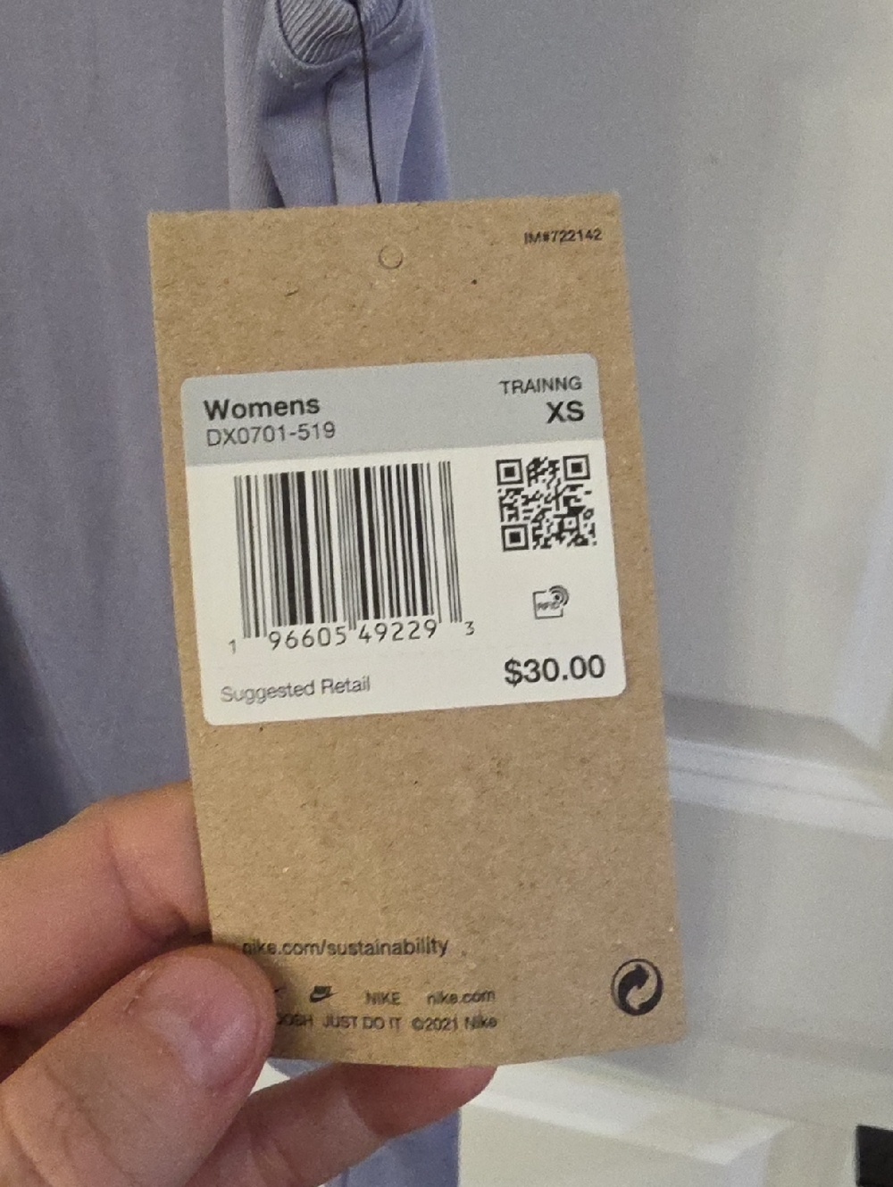NWT: Nike Womans Tank - Picture 4 of 5